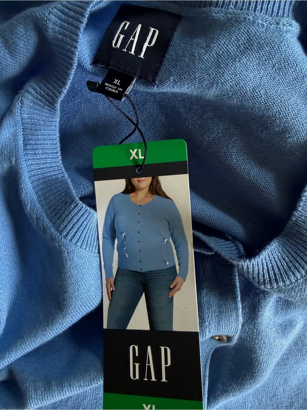 GAP Periwinkle Blue Women's Button-Front Cardigan - Picture 2 of 2